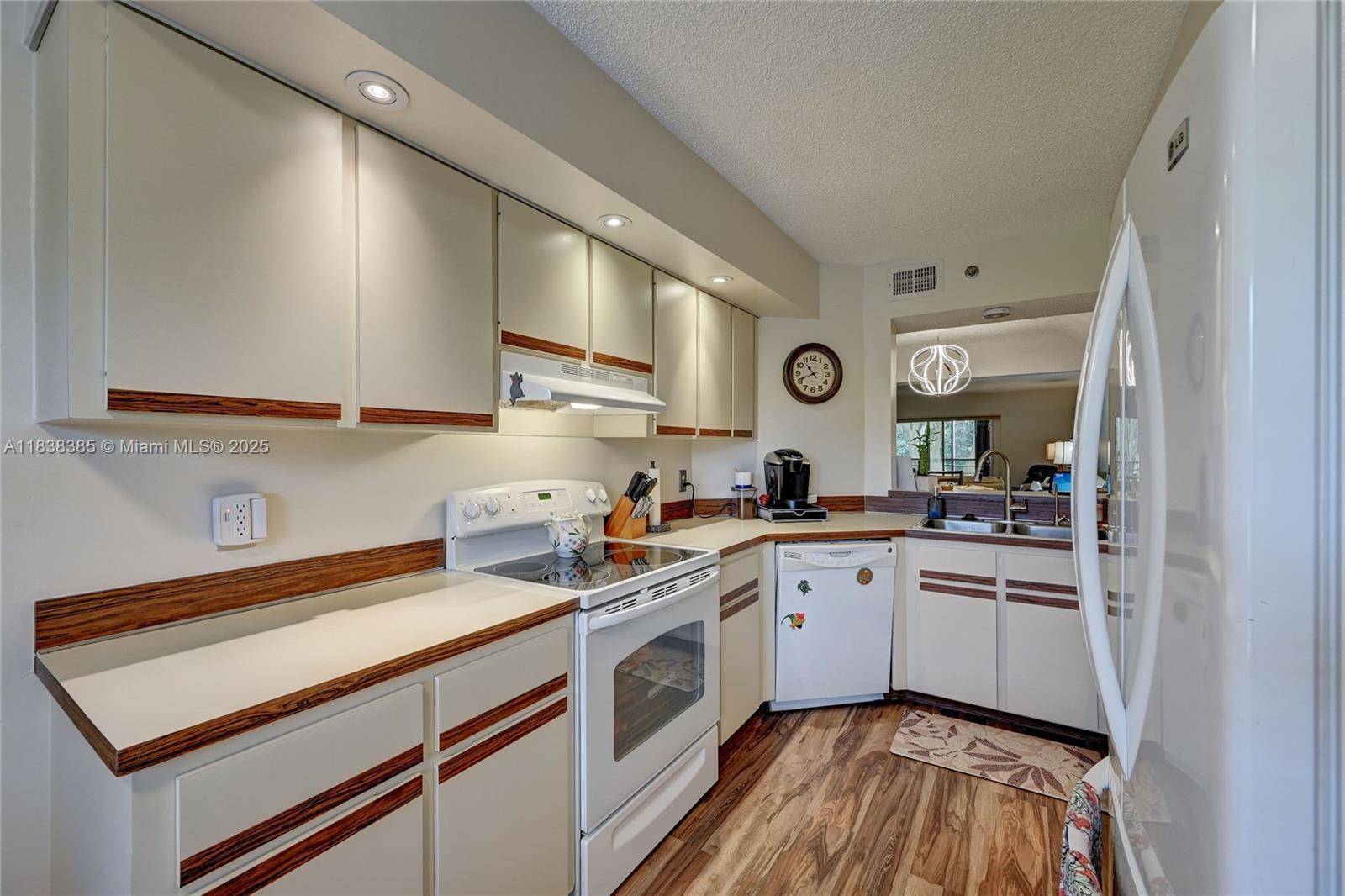 23344 Carolwood Ln #303, Boca Raton, FL 33428
