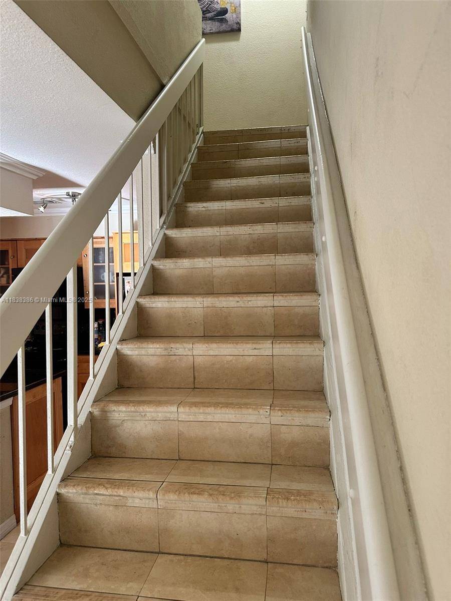 Hialeah, FL 33015,17455 NW 67th Ct #D-17