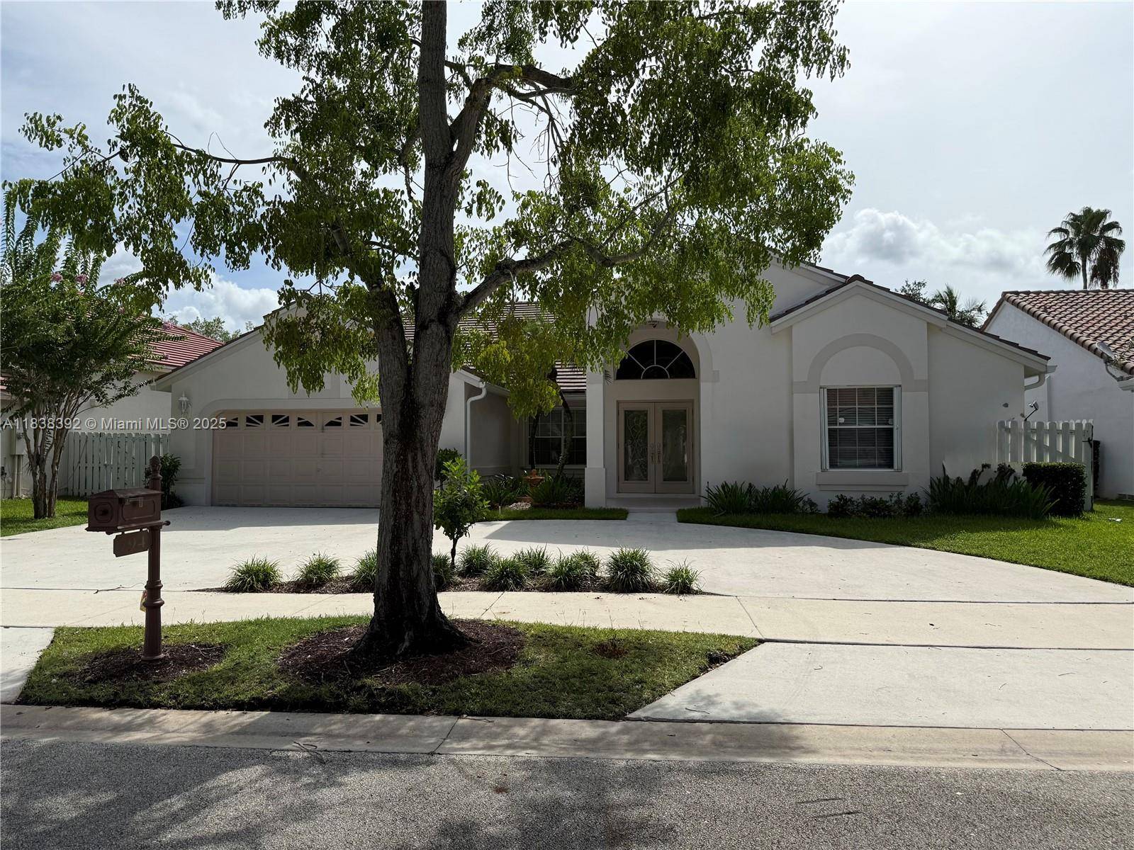 Weston, FL 33326,794 Lake Blvd #794