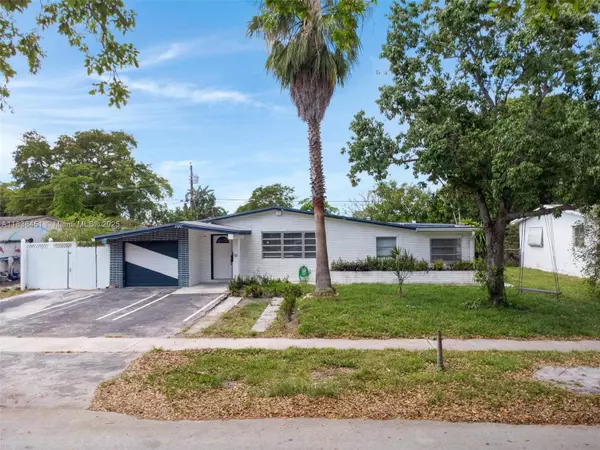 Pembroke Pines, FL 33023,700 SW 67th Ave #A