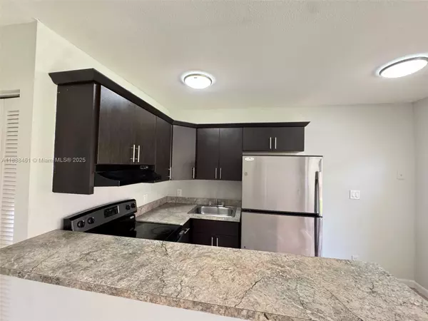 Oakland Park, FL 33334,101 NE 41st St #G111