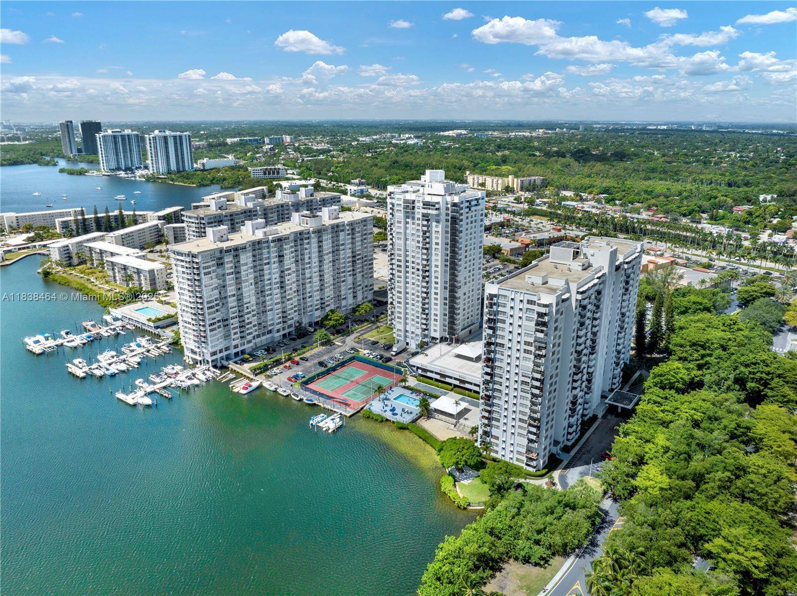 2780 NE 183rd St #1003, Aventura, FL 33160