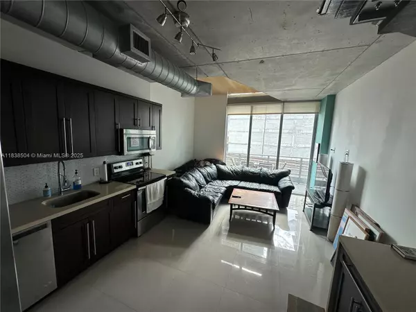 Miami, FL 33130,690 SW 1st Ct #1010