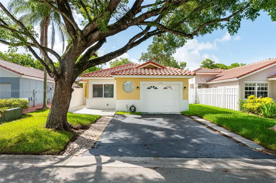 13412 NW 5th Ct, Plantation, FL 33325