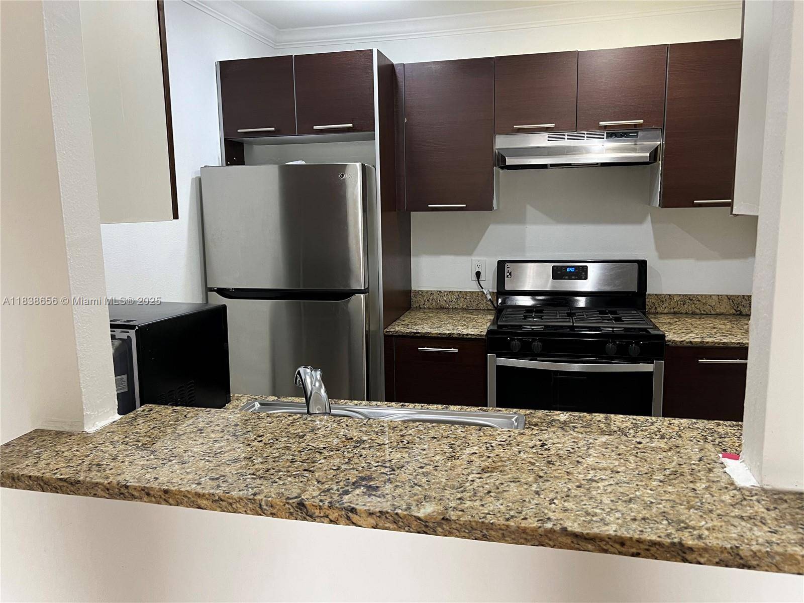 Hialeah Gardens, FL 33015,18111 NW 68th Ave #G210