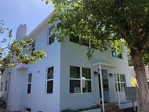 Lake Worth, FL 33460,114 S M St #2