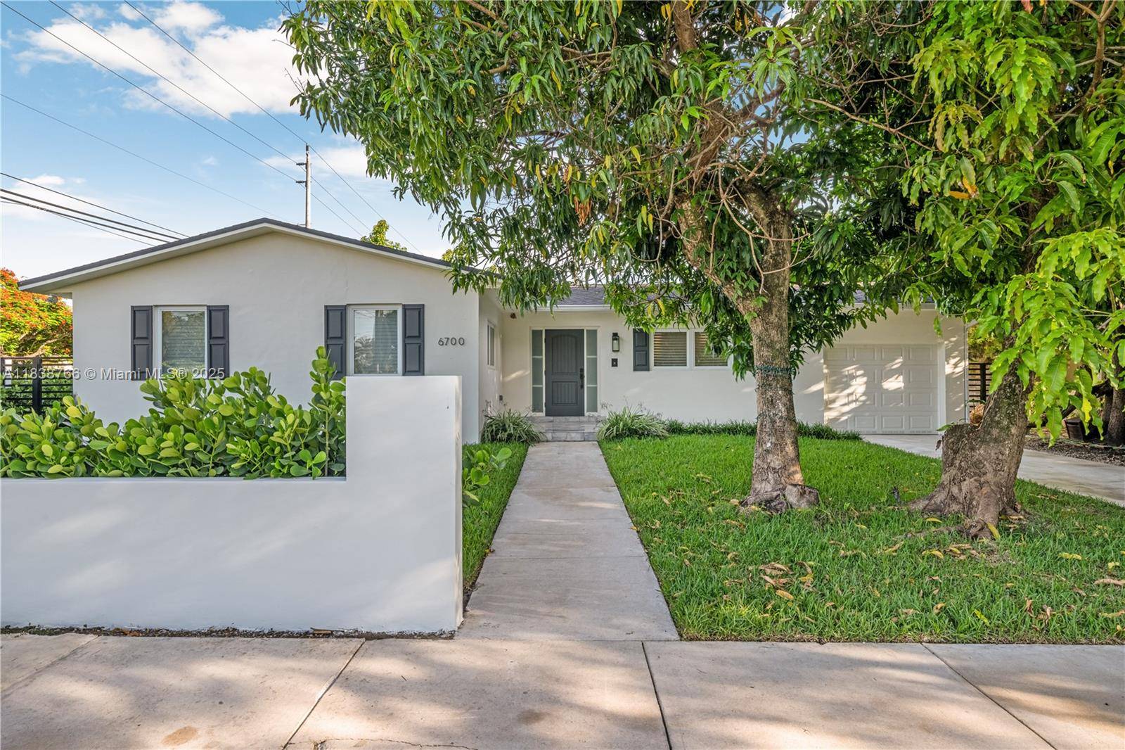 6700 SW 49th Ter, Miami, FL 33155