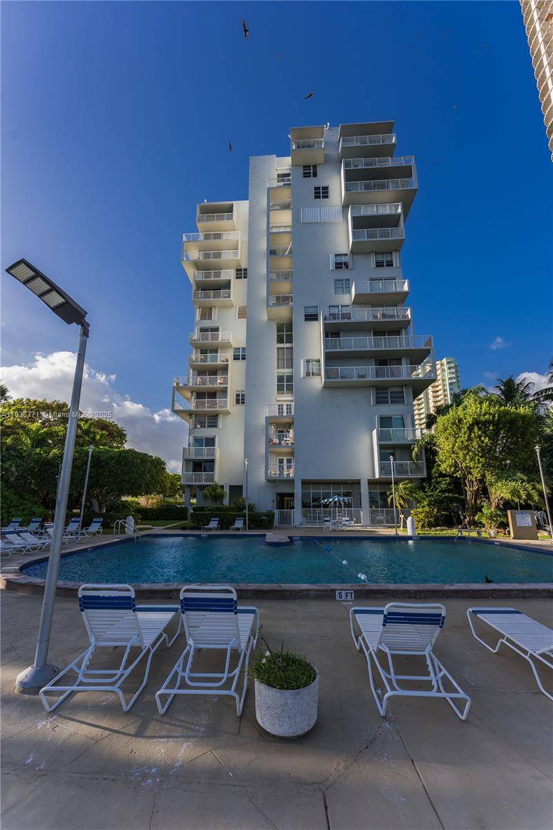 150 SE 25th Rd #5G, Miami, FL 33129