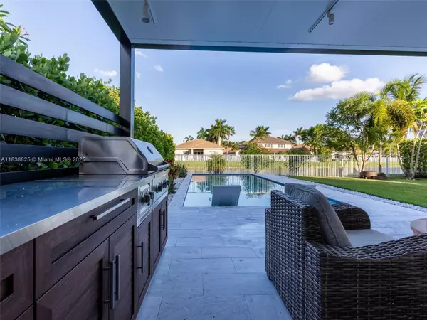 Weston, FL 33327,1640 Sandpiper Cir #1640