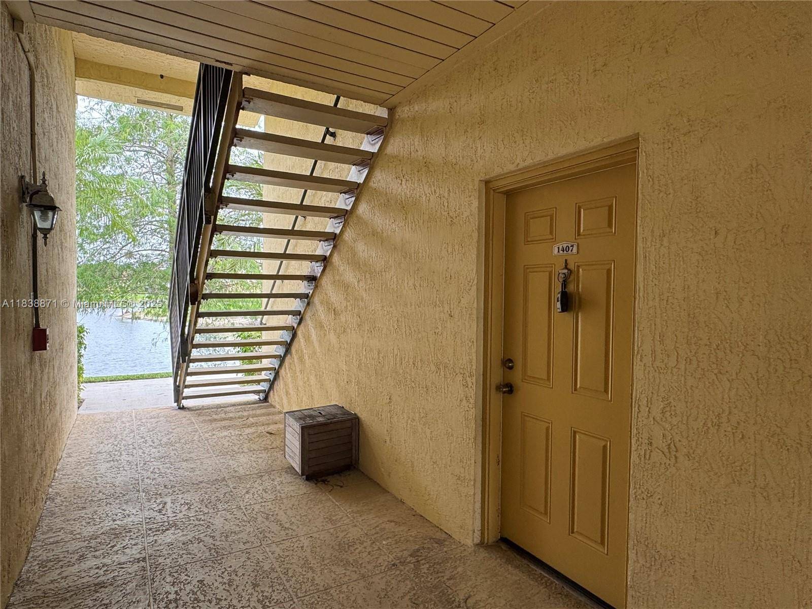 Pompano Beach, FL 33069,1249 SW 46th Ave #1407