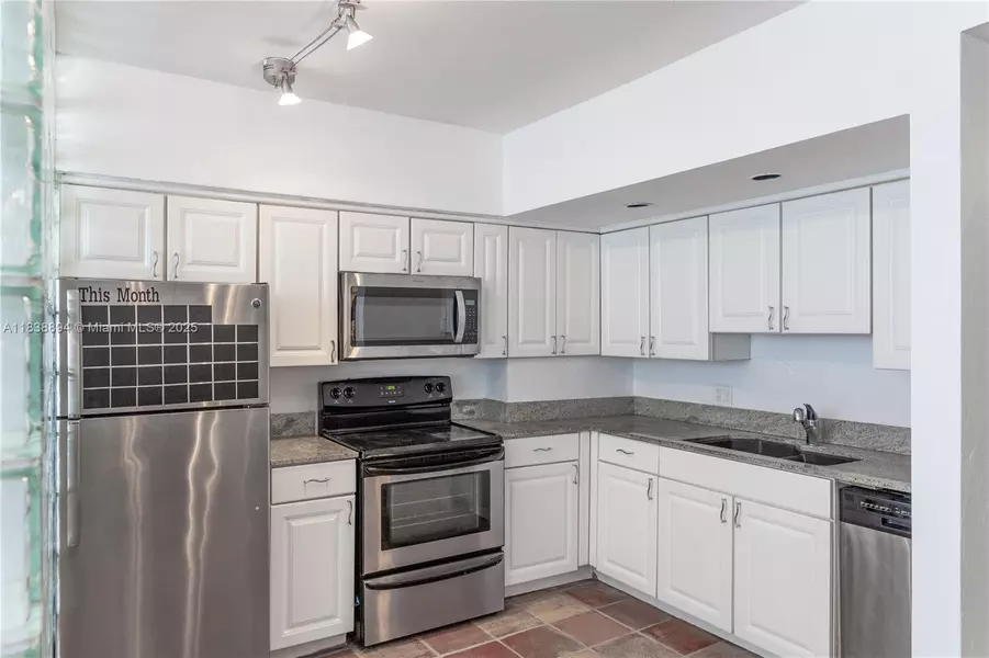 1250 West Ave #8R, Miami Beach, FL 33139