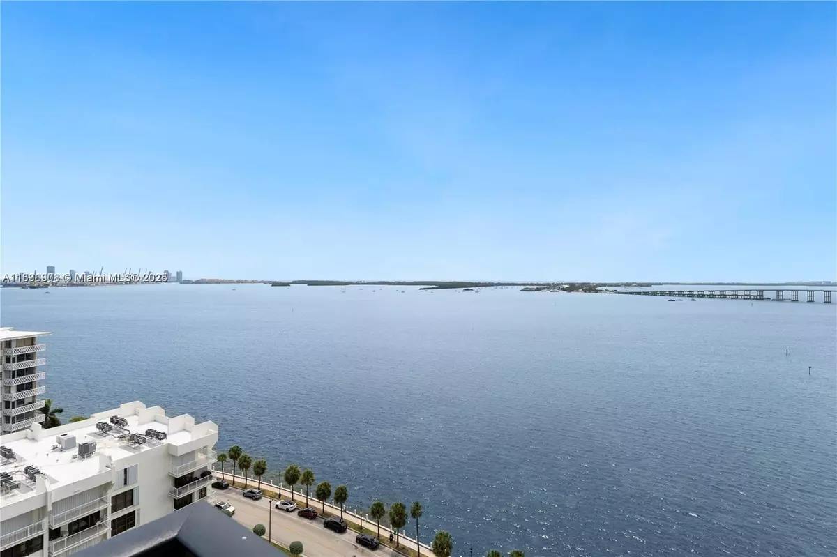 Miami, FL 33131,1450 Brickell Bay Dr #1402