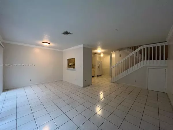Sunrise, FL 33322,8032 NW 29th St #7