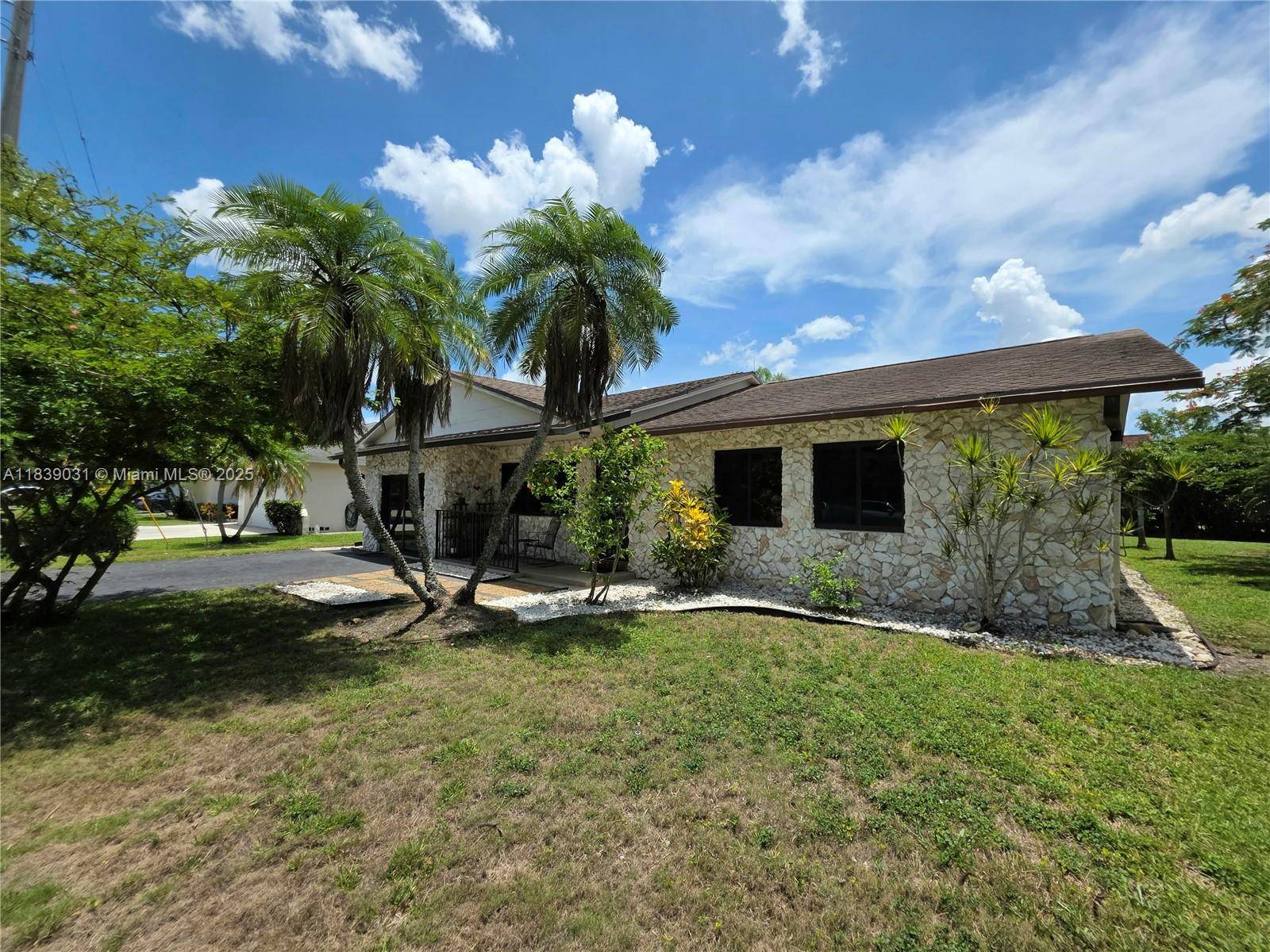 Tamarac, FL 33321,10120 NW 71st Pl