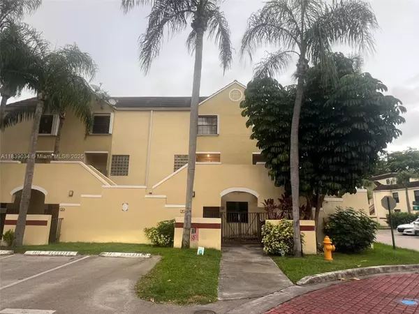 8831 SW 130th Pl #106, Miami, FL 33186
