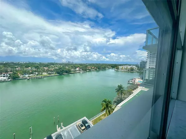 Miami Beach, FL 33140,5750 Collins Ave #10F