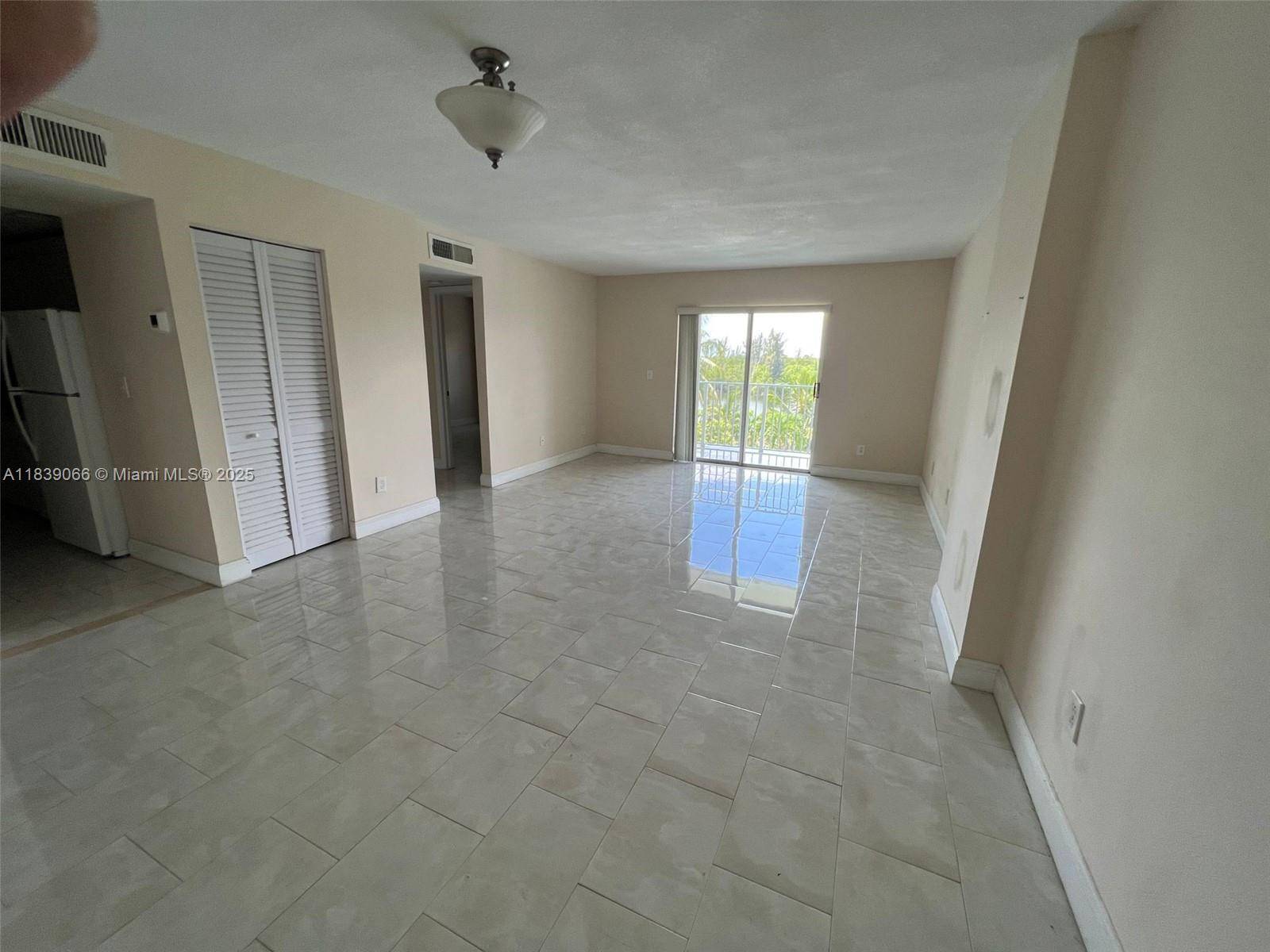 Cutler Bay, FL 33189,8200 SW 210th St #308