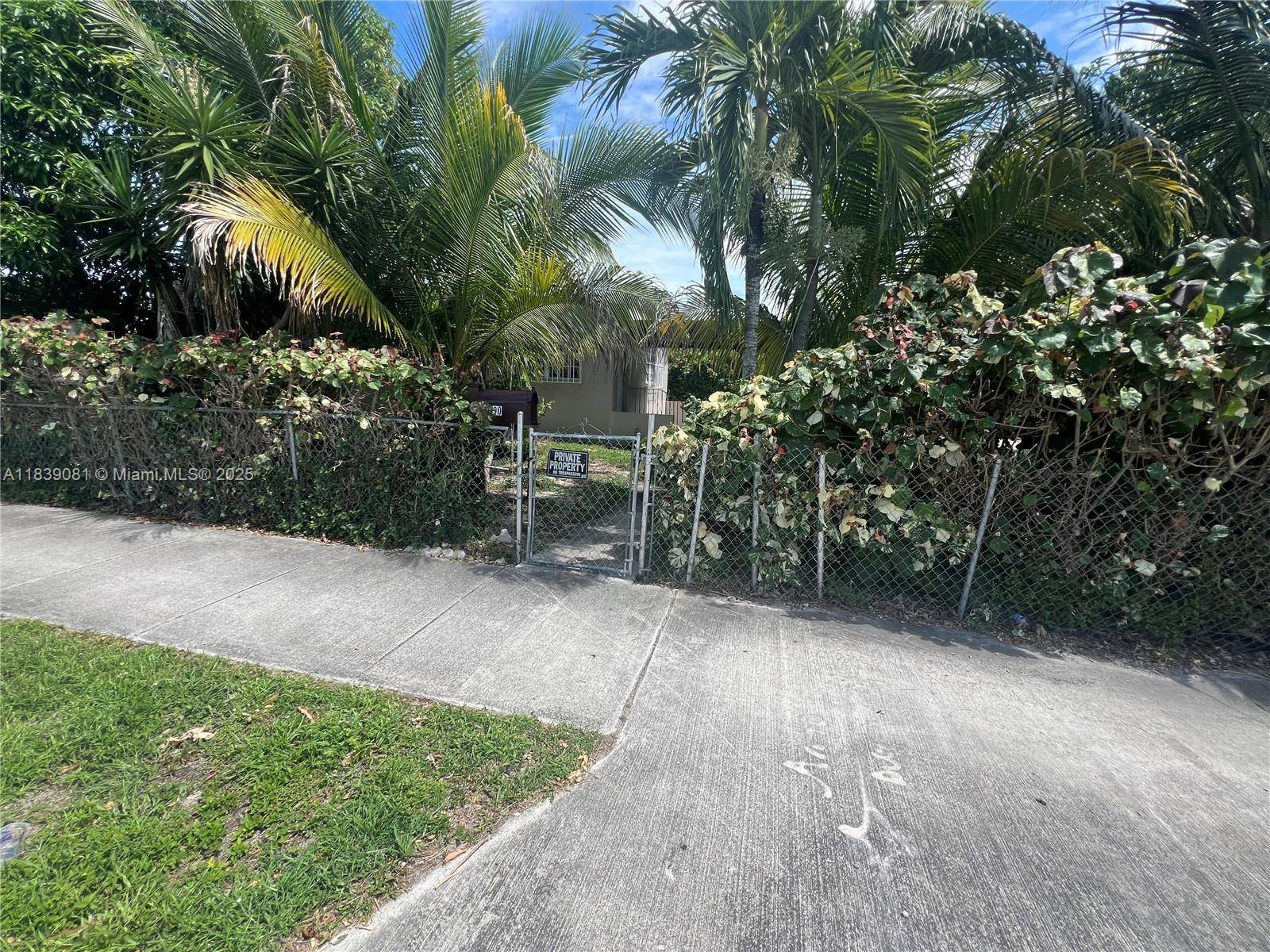 North Miami, FL 33168,1190 NW 135th St