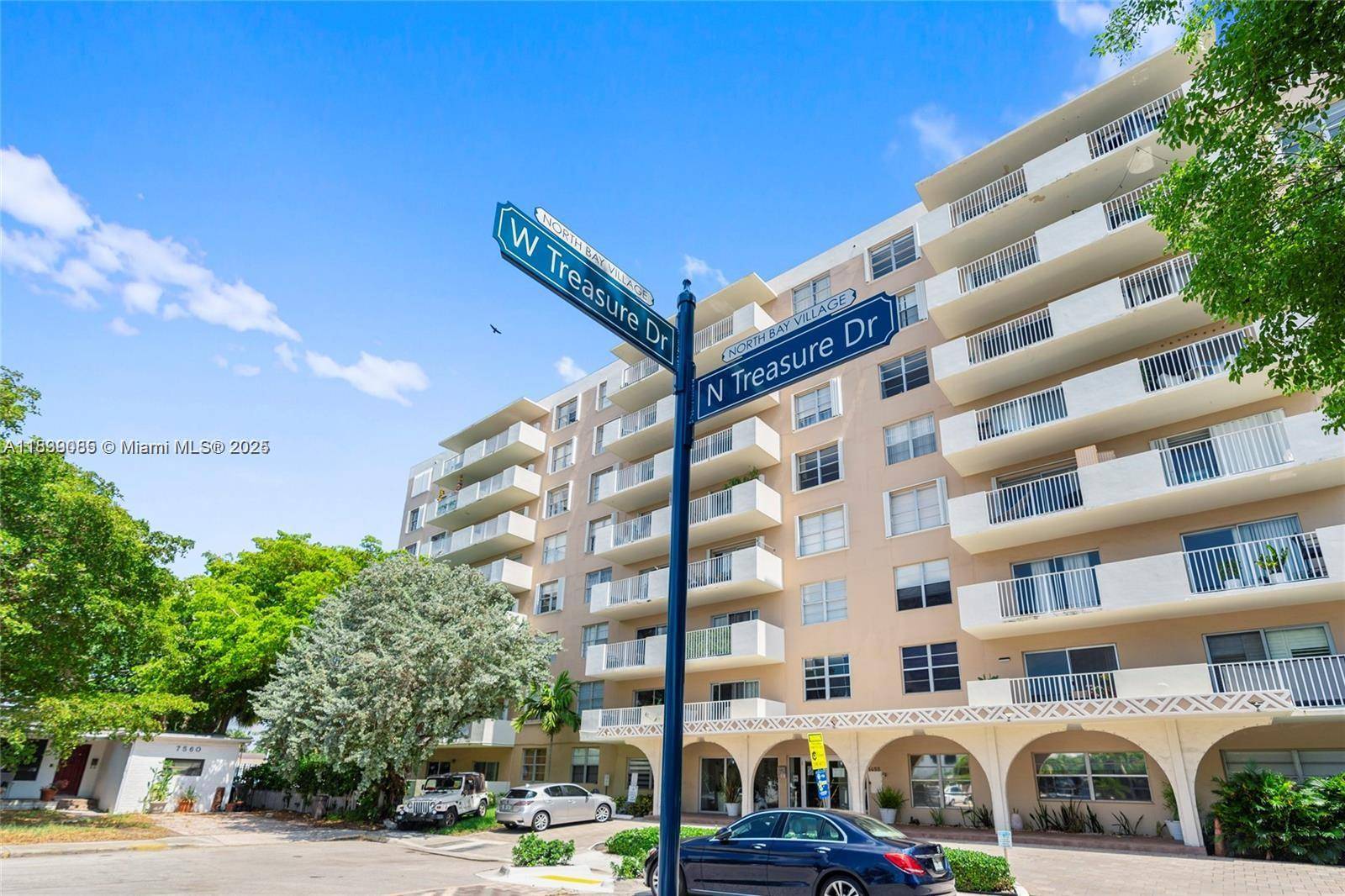 North Bay Village, FL 33141,1455 N Treasure Dr #3R