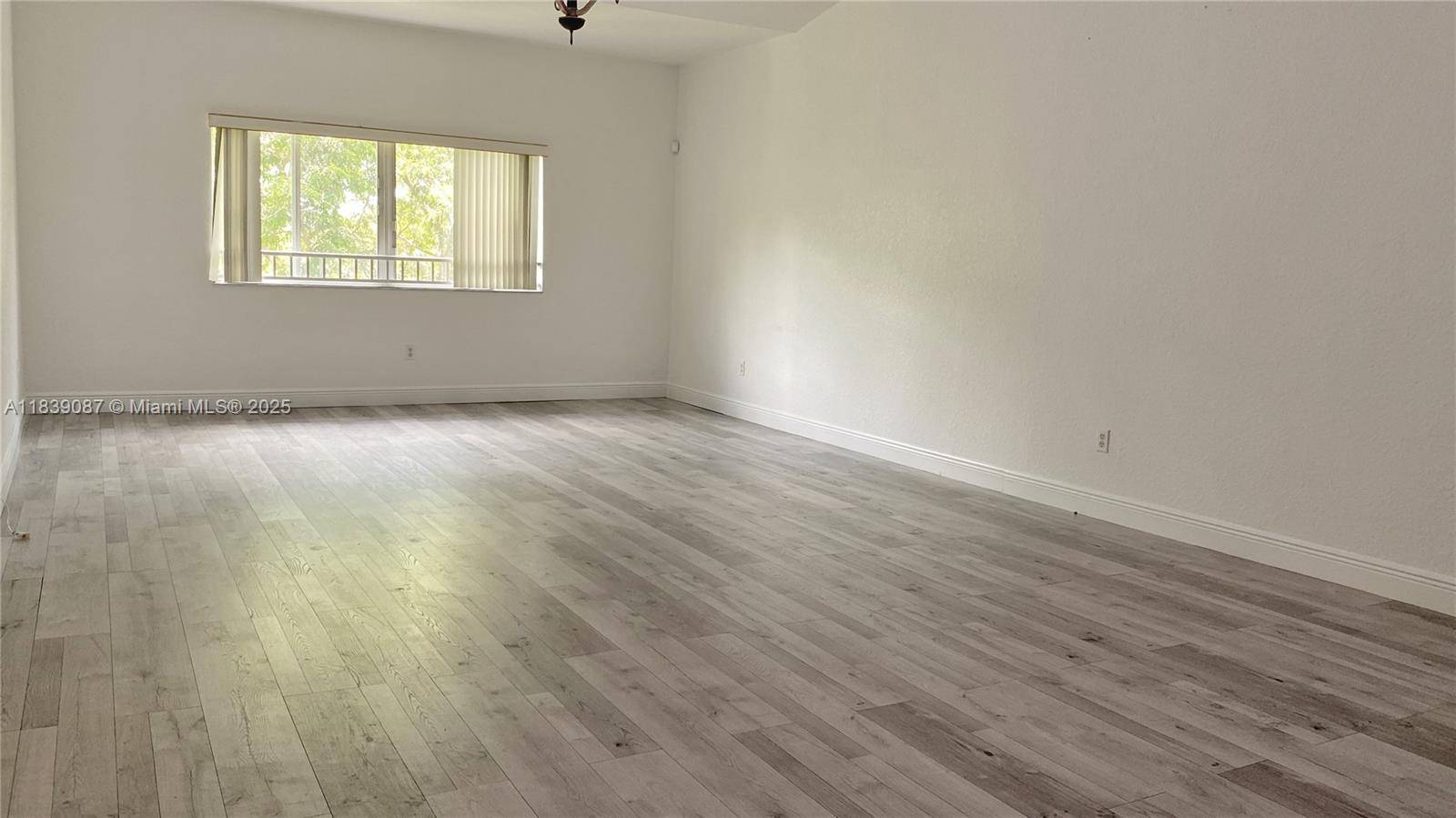Coral Springs, FL 33065,2941 Riverside Dr #304