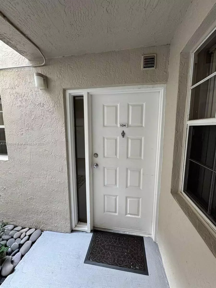 Oakland Park, FL 33309,2861 N Oakland Forest Dr #104