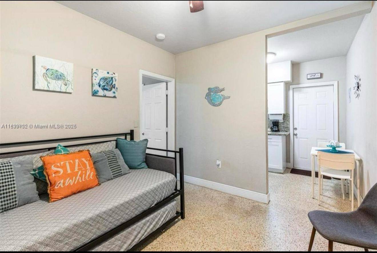 Miami, FL 33142,2525 NW 33rd St #1
