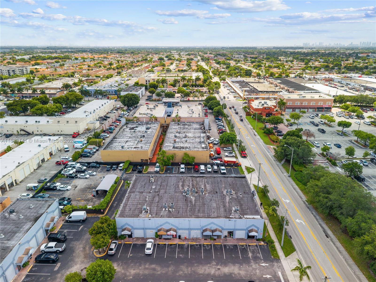 1671 W 37th St #9, Hialeah, FL 33012