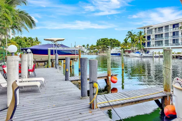 Fort Lauderdale, FL 33301,322 Hendricks Isle #3