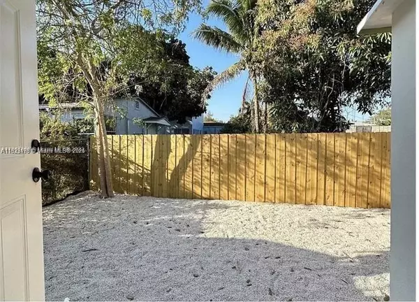 Miami, FL 33150,101 NW 68th Ter