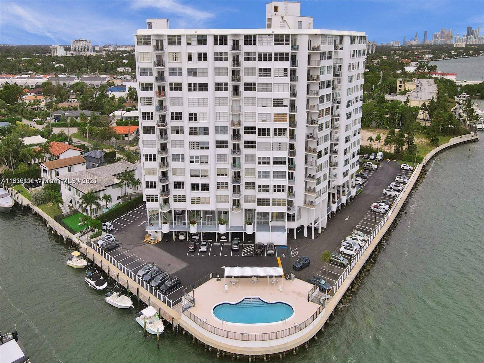 North Miami, FL 33181,11930 N Bayshore Dr #1407