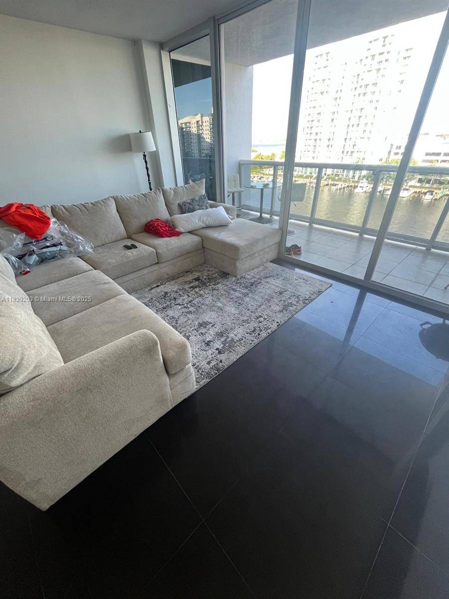 North Bay Village, FL 33141,7929 West Dr #802