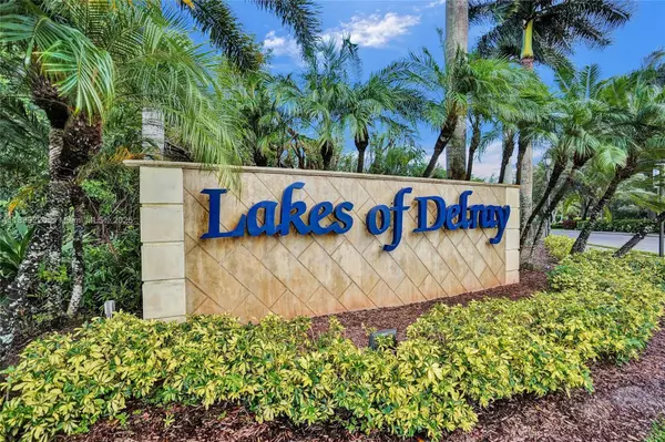 Delray Beach, FL 33484,15126 Ashland St #229