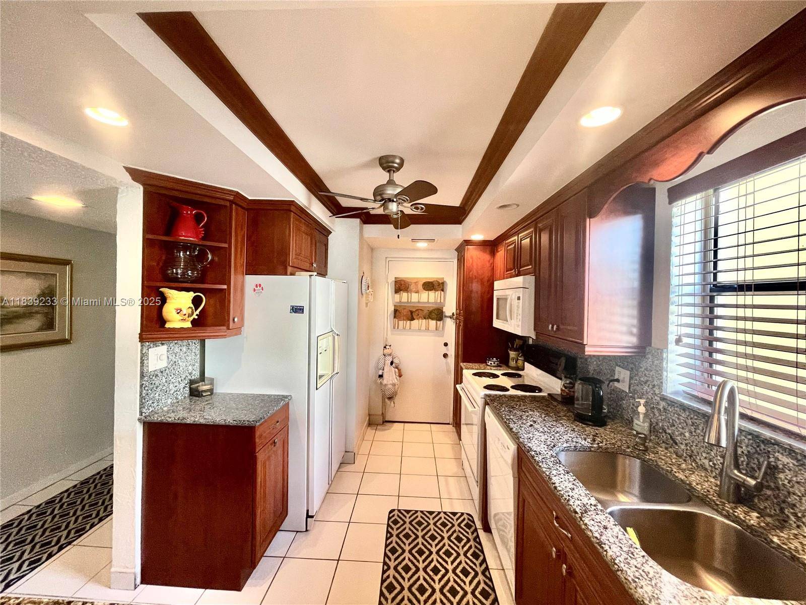 Pompano Beach, FL 33069,2309 S Cypress Bend Dr #311D