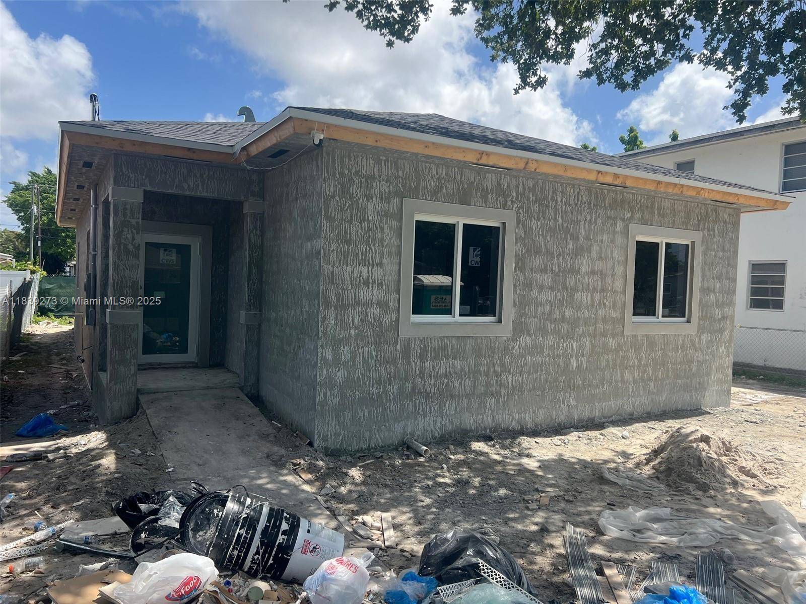 Miami Gardens, FL 33054,1985 NW 152nd St