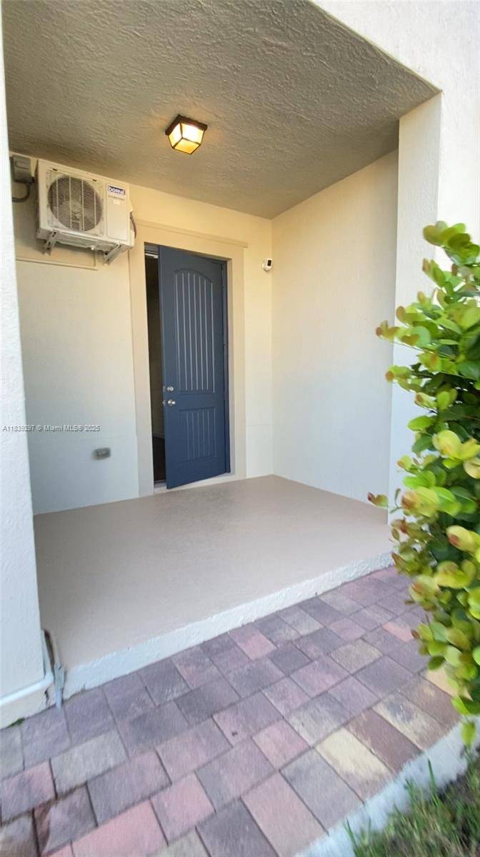27523 SW 139th Psge #27523, Homestead, FL 33032