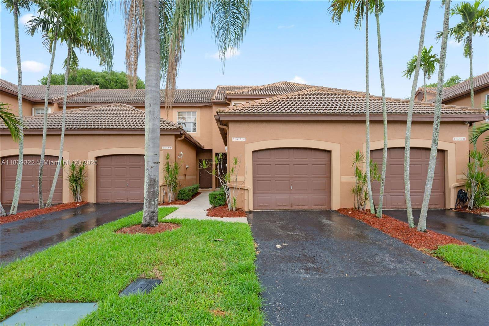 1424 Barcelona Way, Weston, FL 33327