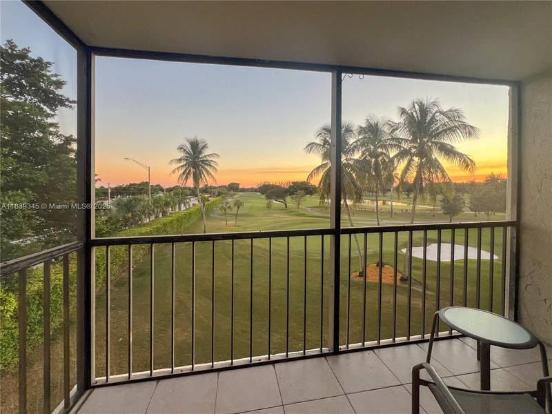 8900 Washington Blvd #401A, Pembroke Pines, FL 33025