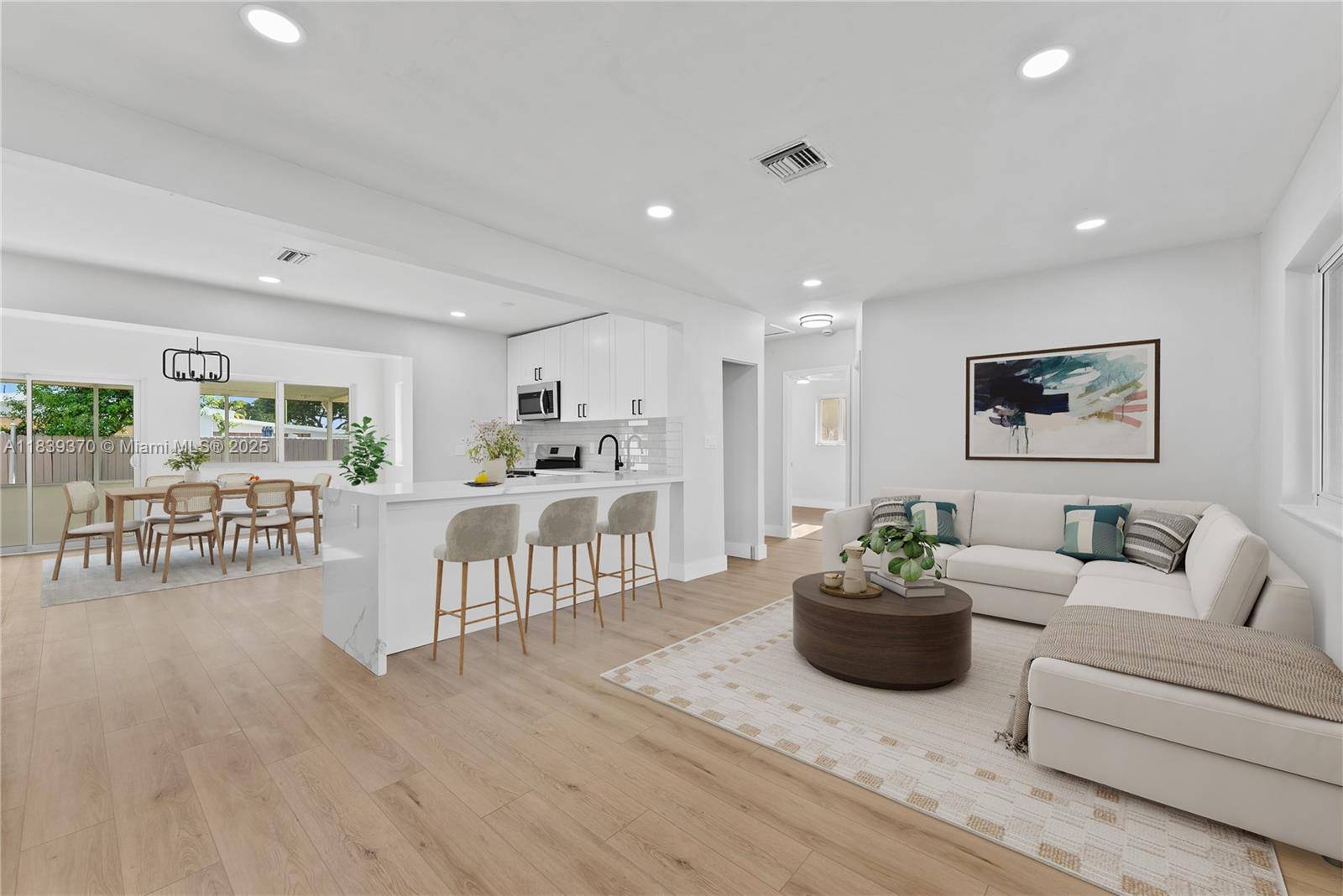 7021 SW 12th St, Pembroke Pines, FL 33023