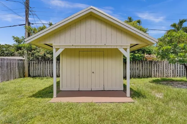 Plantation, FL 33317,222 SW 52nd Ter