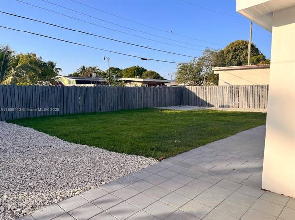 Pompano Beach, FL 33064,1321 NE 43rd Ct