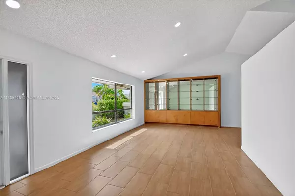 Boynton Beach, FL 33437,9721 Majestic Way