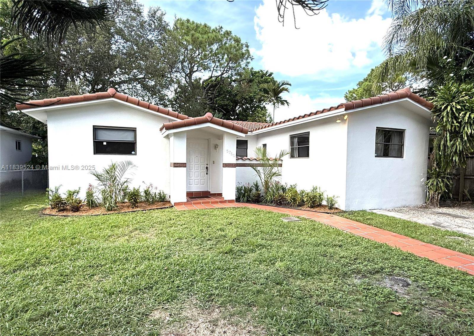 5760 SW 55th St, Miami, FL 33155