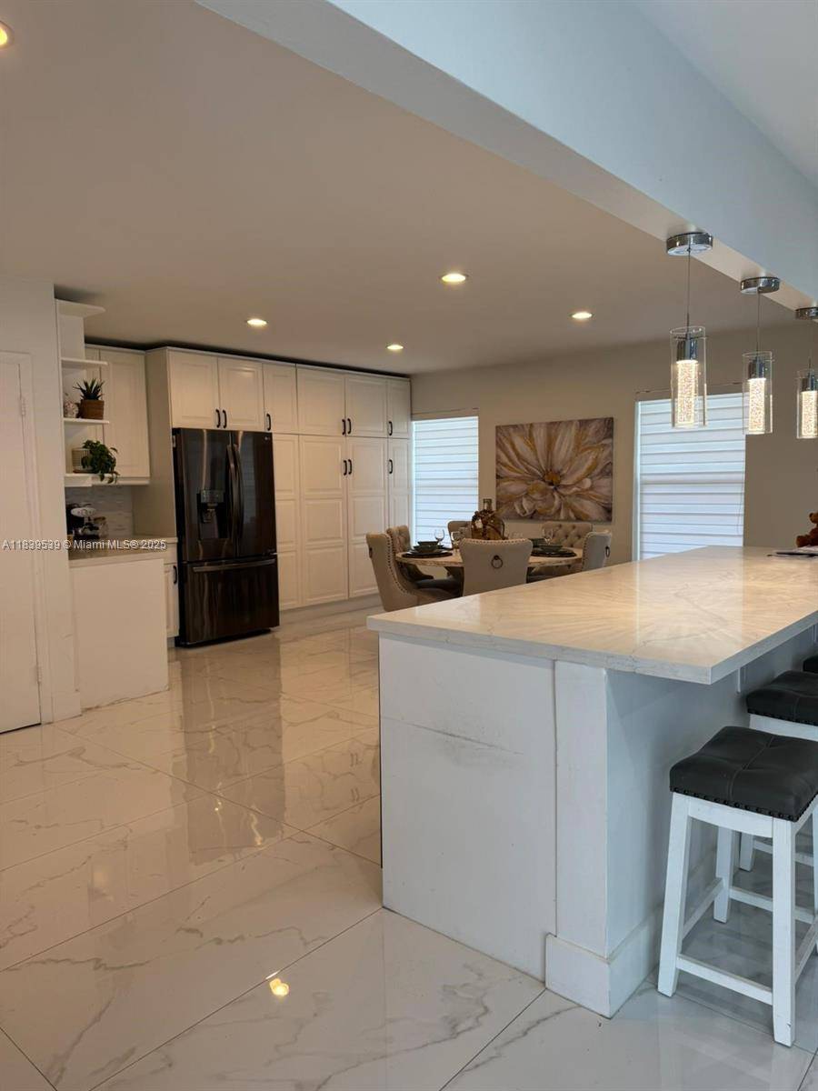 Cutler Bay, FL 33157,9720 Bel Aire Dr #N/A