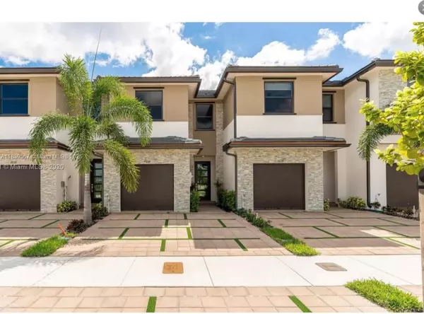 Miami Lakes, FL 33018,9076 NW 158th St #9076