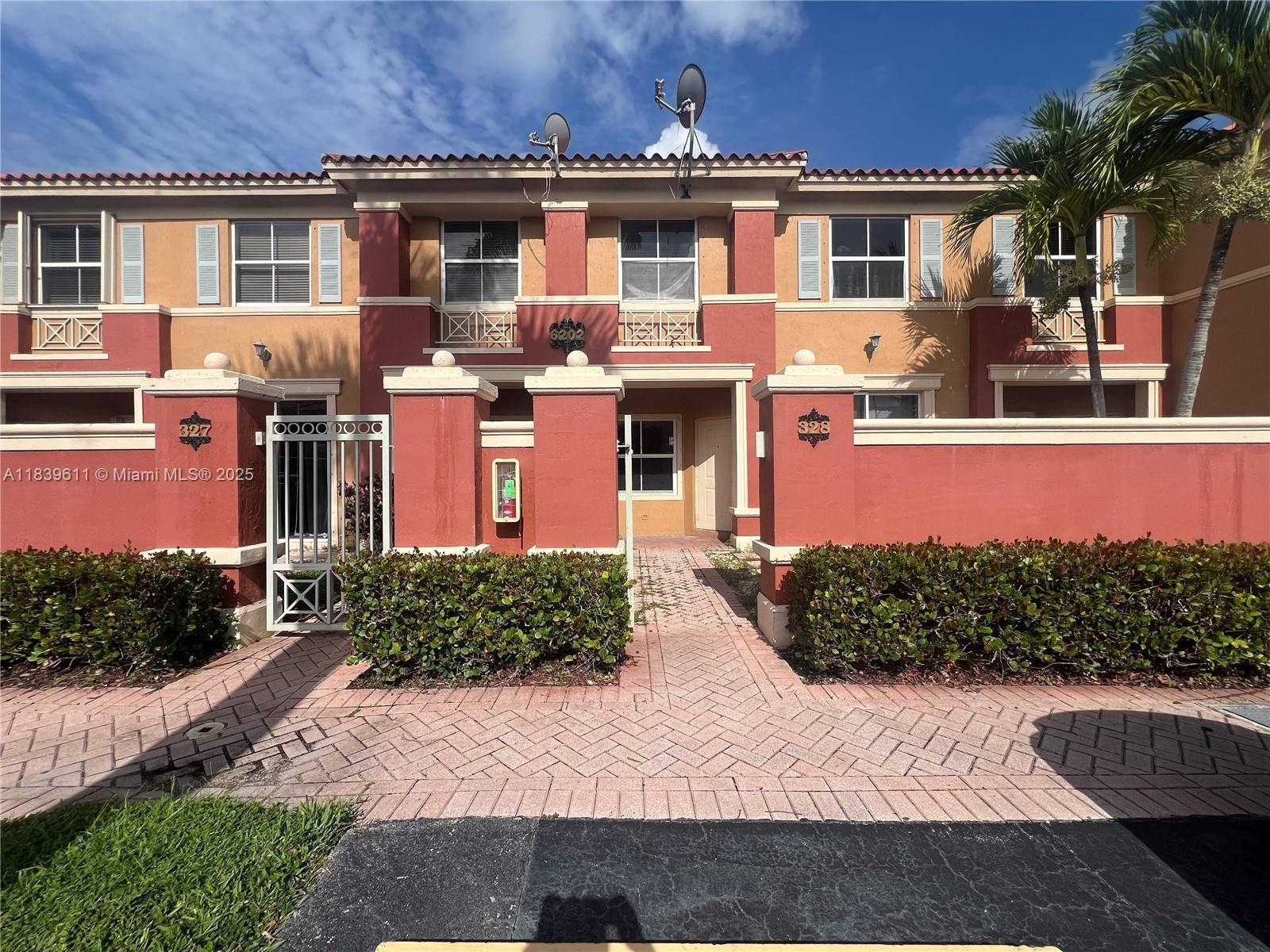6202 NW 115th Pl #328, Doral, FL 33178