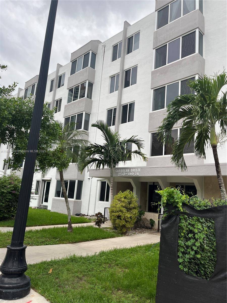 250 180th Dr #205, Sunny Isles Beach, FL 33160