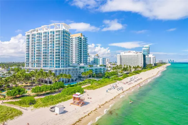 Miami Beach, FL 33141,6515 Collins Ave #702