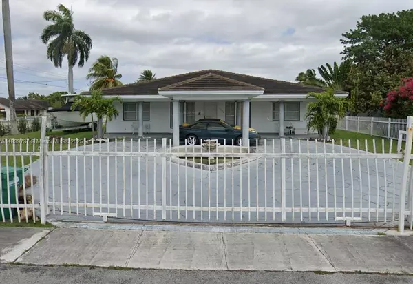 Miami, FL 33175,13895 SW 22nd St