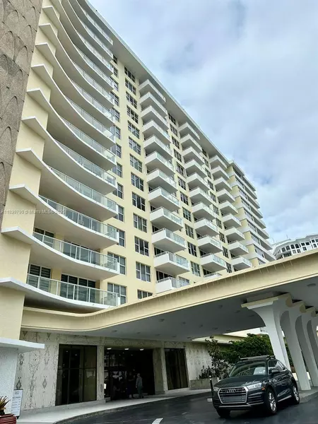 5600 Collins Ave #10U, Miami Beach, FL 33140