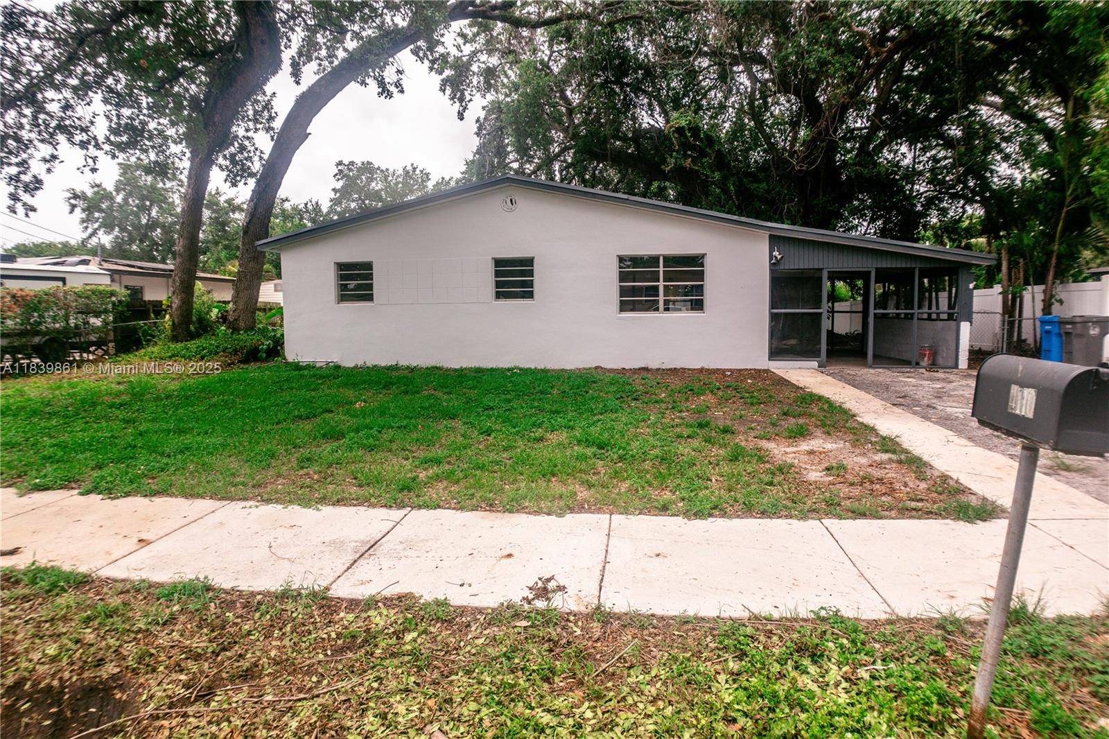 4110 SW 32nd Ct, West Park, FL 33023